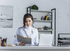 “O poder do hábito”: construindo estratégias na vida pessoal e nos negócios